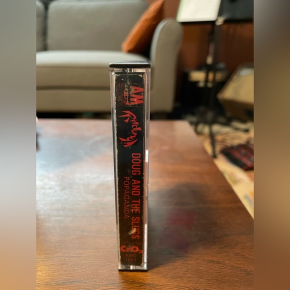 🇨🇦 Vintage Doug & The Slugs Propaganda 1984 Ritdong A&M Records 🇨🇦 - Picture 6 of 6